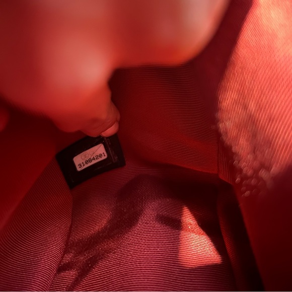 Chanel 19 Large (middle size) - Black Lambskin - Picture 8 of 9